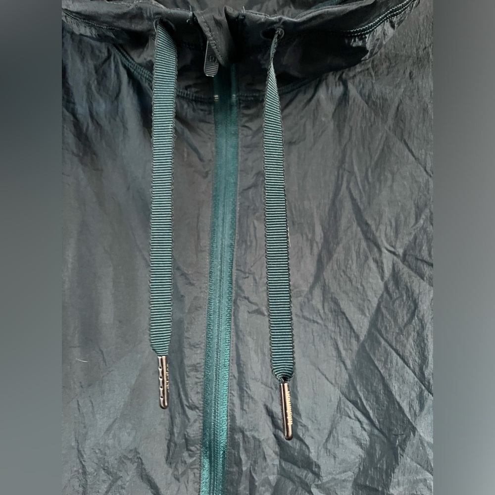 Lululemon Translu Anorak - Picture 5 of 7